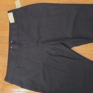 ST. JOHN'S BAY BRAND WOMEN'S PLUS SIZE BLACK SLIP-ON ANKLE PANTS SIZE 26W